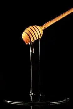 Premium Wooden  Stick  Handcrafted Spiral Spoon for Smooth Honey Pouring