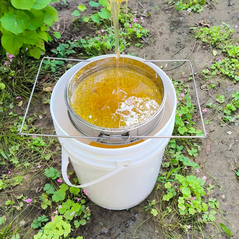 Honey Strainer. Double Sieve Honey Coarse And Fine Filter, SS Honey Extraction Tools Double Layers Adjustable Arms Bee Sieve