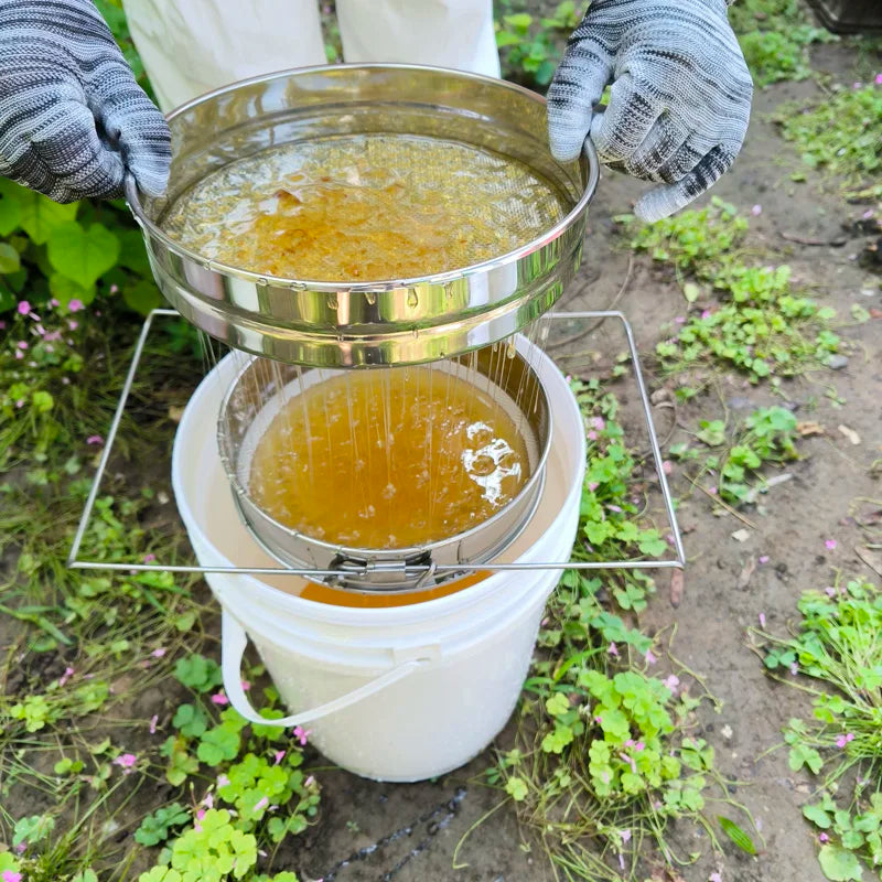 Honey Strainer. Double Sieve Honey Coarse And Fine Filter, SS Honey Extraction Tools Double Layers Adjustable Arms Bee Sieve